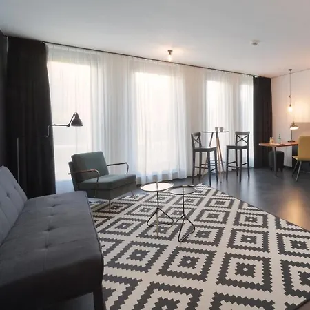 Brera Serviced Schwabing Apartmanhotel