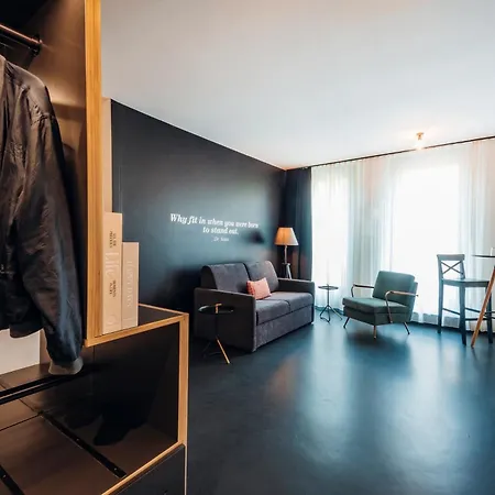 アパートホテル Brera Serviced Schwabing