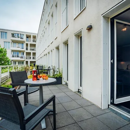 Brera Serviced Schwabing アパートホテル 3*