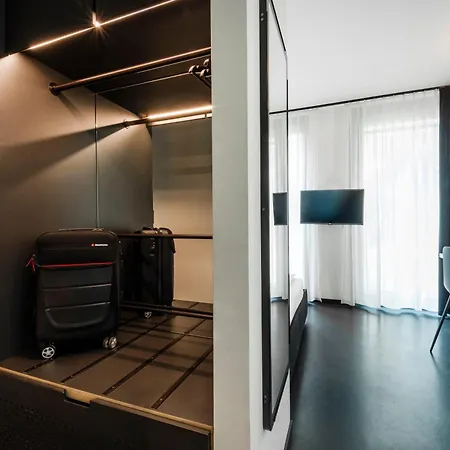 アパートホテル Brera Serviced Schwabing